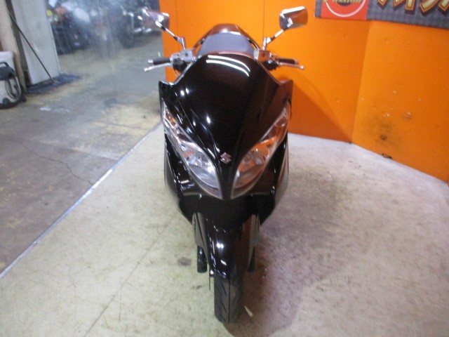 フロントから見てもこの通り状態グッド！モデルＳＳですからフェイスも純正このかっこいい一体型フェイス！